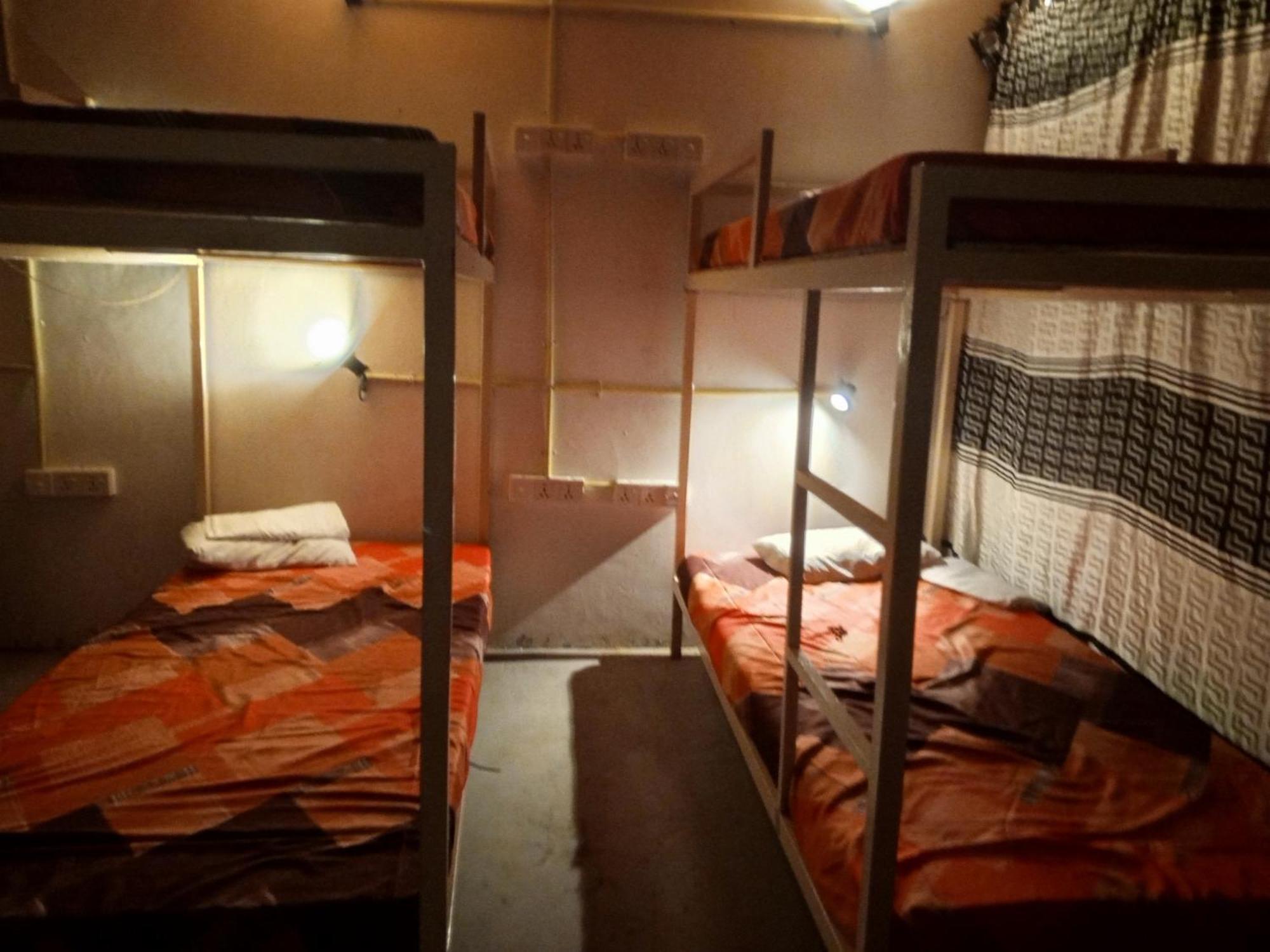 Surfing Lion Hostel 阿鲁甘湾 外观 照片