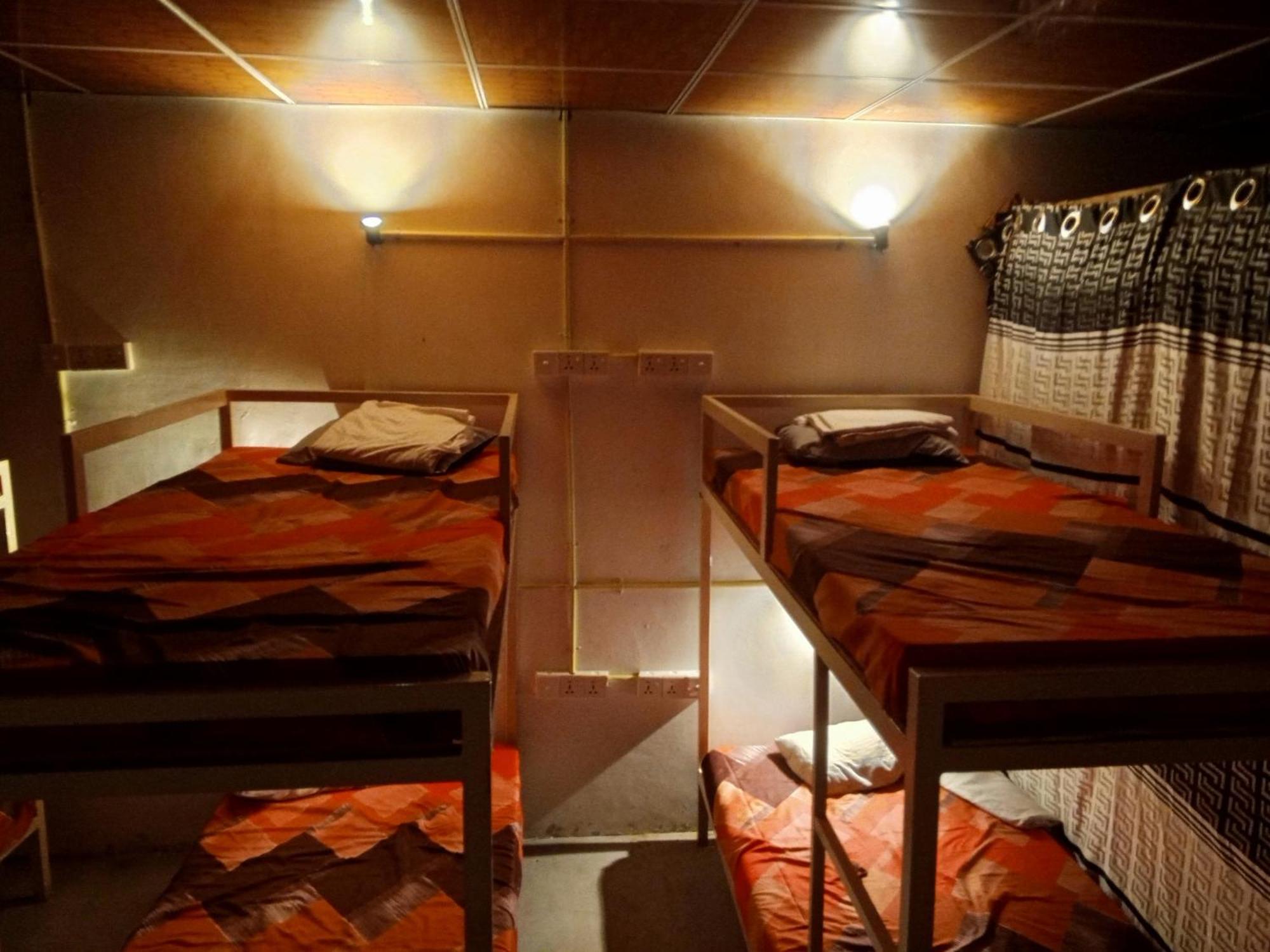 Surfing Lion Hostel 阿鲁甘湾 外观 照片