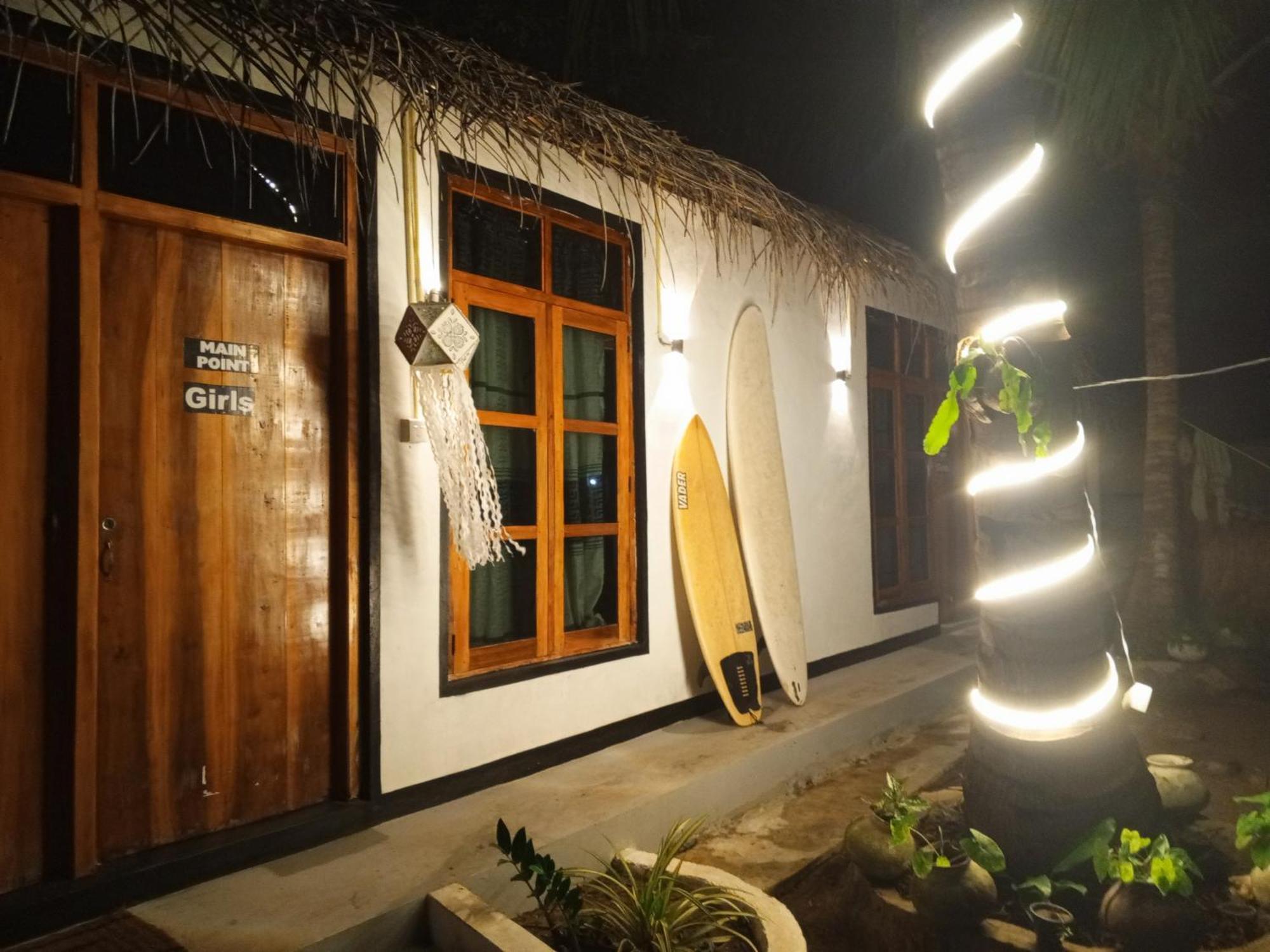 Surfing Lion Hostel 阿鲁甘湾 外观 照片